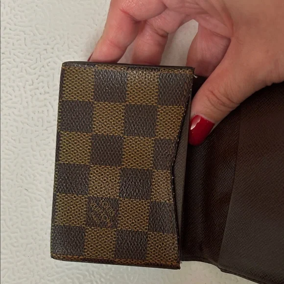Louis Vuitton Black and Brown Checkered Card Holder with box. - Picture 5 of 12